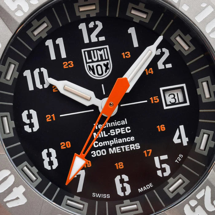 Luminox Mil-Spec inspired horloge XL.3359.SET